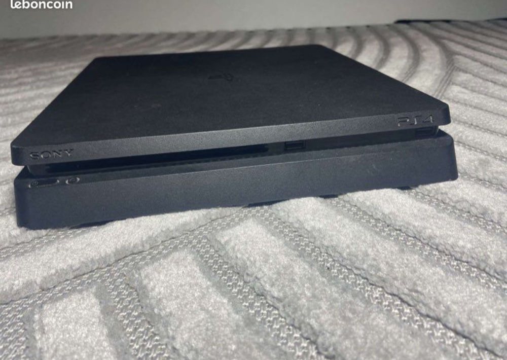 PlayStation 4 150 Paris 1 (75)