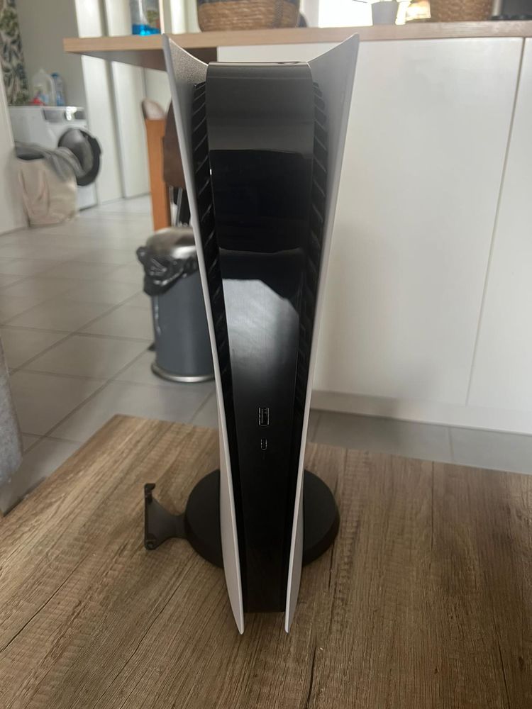 Playstation 5 400 Orl�ans (45)