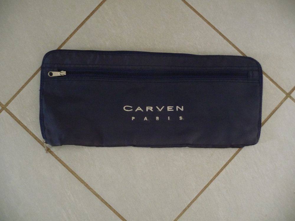 Sac pliable marine Carven Paris - Neuf 12 Celles-sur-Belle (79)