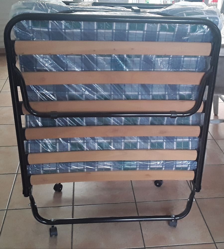 Lit pliant appoint 55 Lomme (59)