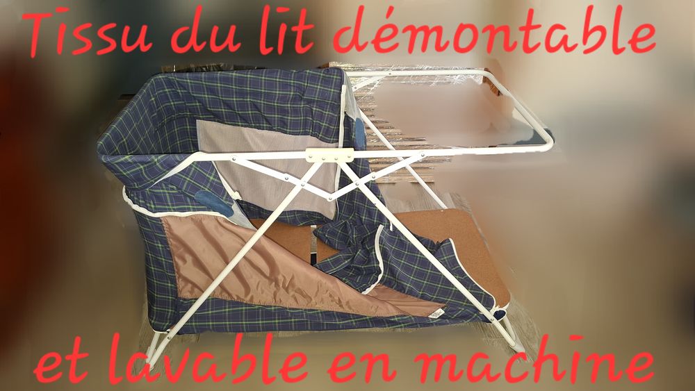 Lit pliant en tissu avec un lot de peluches 35 Coulommiers (77)