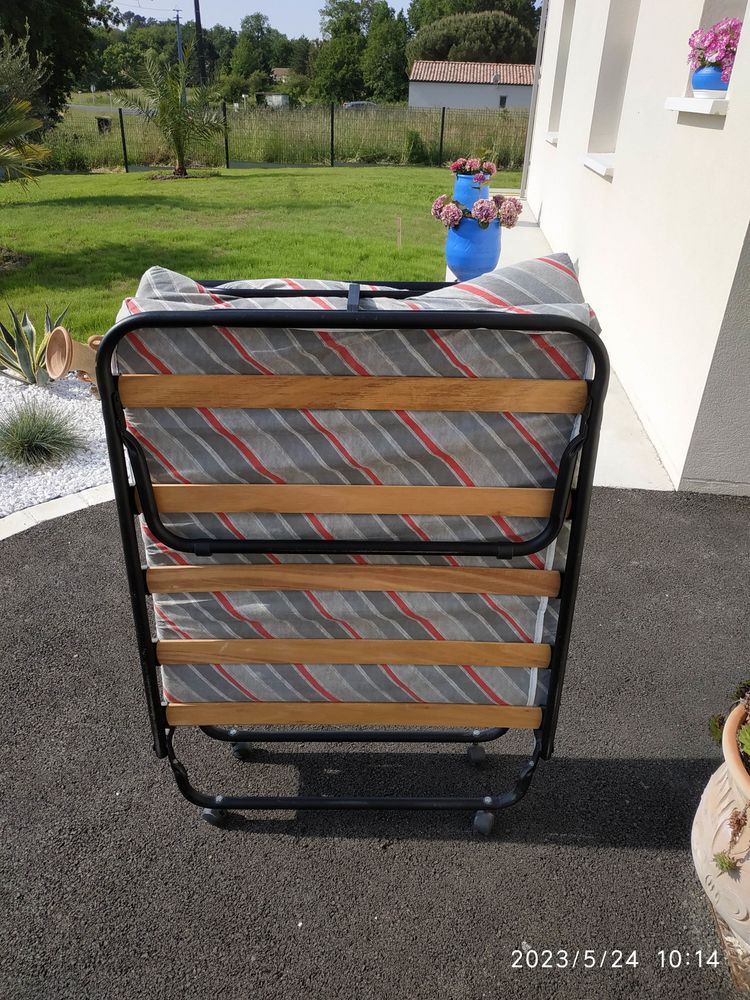 1 lit pliant 20 Les Mathes (17)