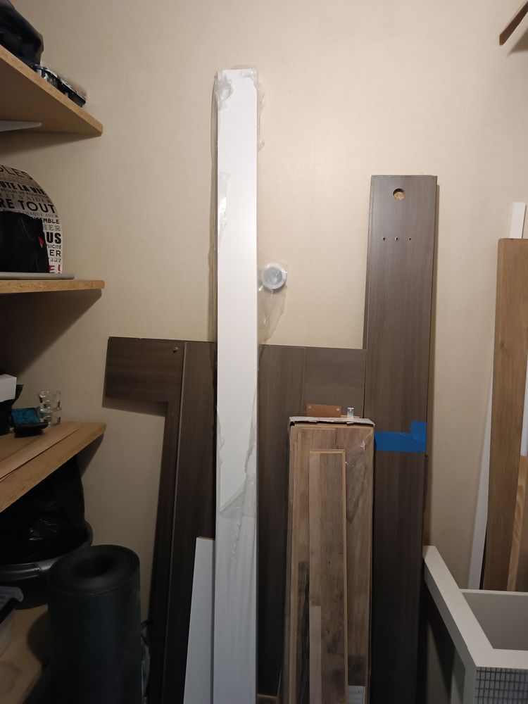 Plinthes blanches 15 Clermont-Ferrand (63)