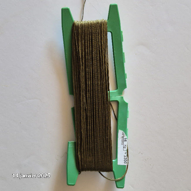 Plioir vert �quip� de 25 m�tres de fouet � anguilles 16 hgs. 3 Saumur (49)