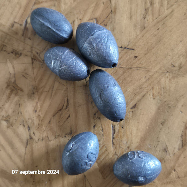 Lot de 6 plombs olives de poids diff�rents . 10 Saumur (49)