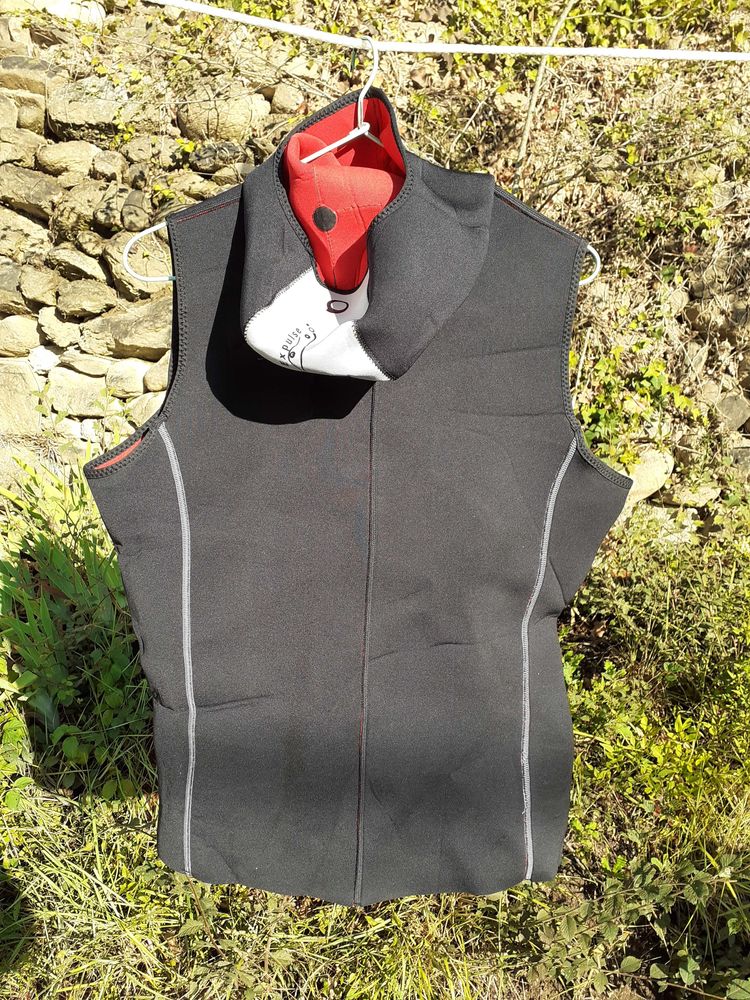 TOP PLONG��E AVEC CAGOULE 15 Prades (66)