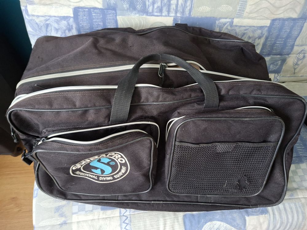 Sac de plong�e Scubapro en deux parties 27 �ragny (95)