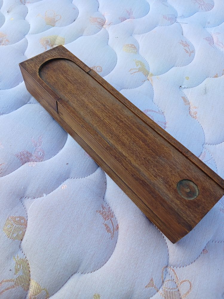 plumier ancien 2 �tages 25 Vendeuvre-du-Poitou (86)