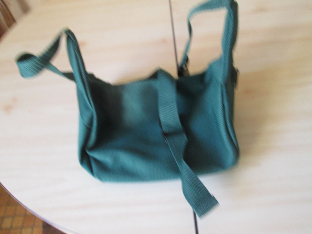 Sac plus casquettes 10 Castres (81)