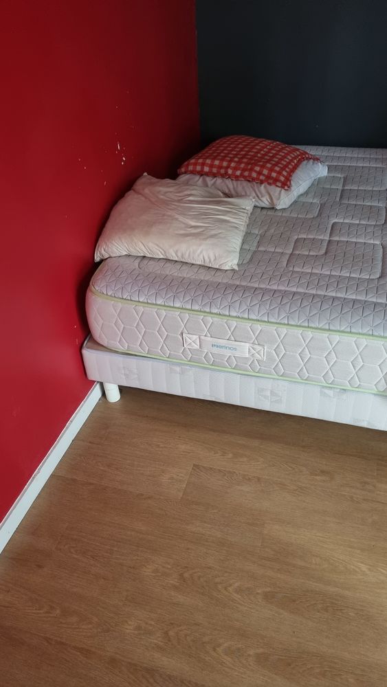 lit plus sommier 190 sur 140 130 Le Grand-Quevilly (76)