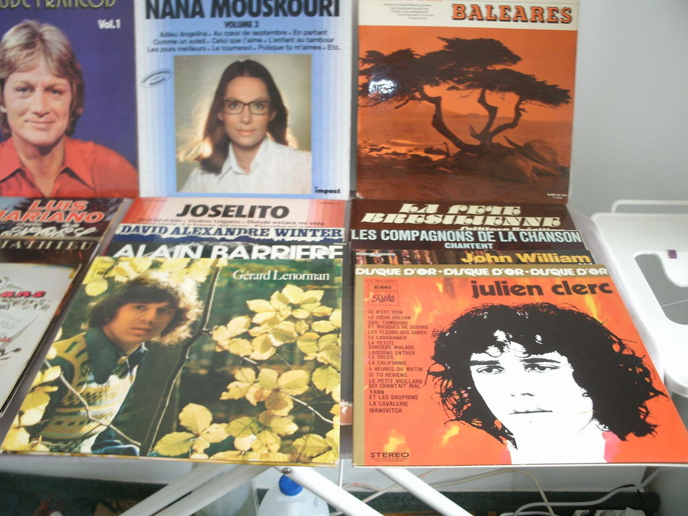 Plusieures  vinyles  grand forma et 45 tours bon �tat 
10 Ingr� (45)