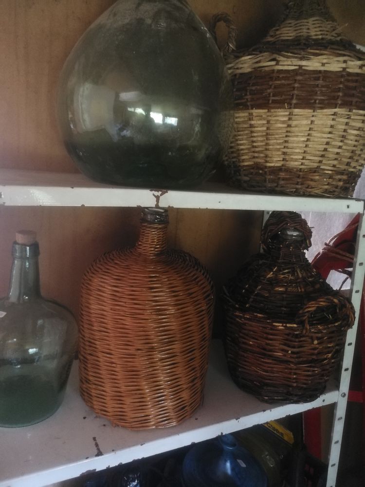 Plusieurs dame jeanne 12345 Le Creusot (71)