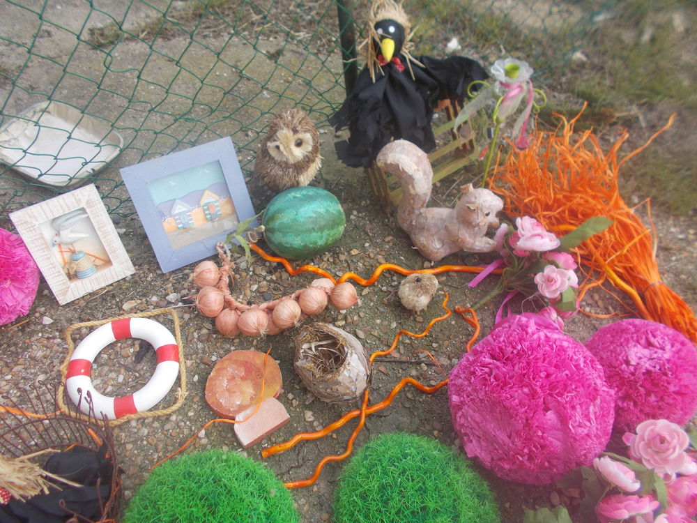 plusieurs decorations boule etc faire prix 95 Saran (45)