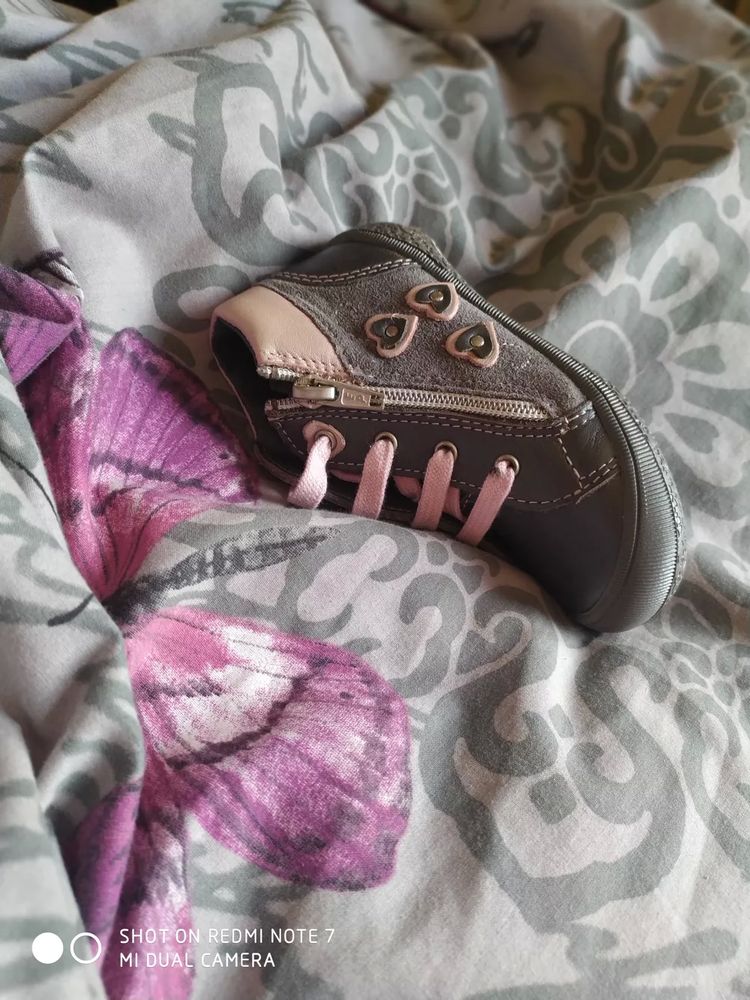 PLUSIEURS PAIRES DE CHAUSSURES BEBE BABYBOTTE 15 Bondy (93)