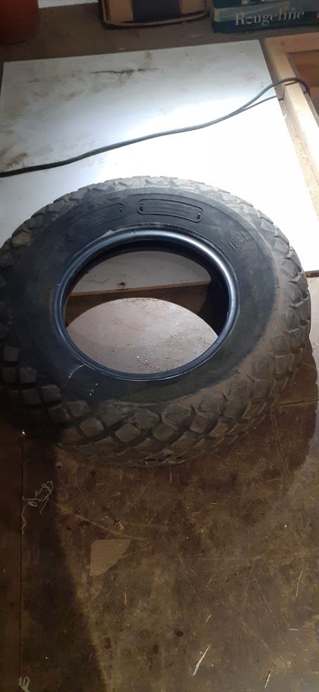 PNEU GAZON 100 Thorrenc (07)