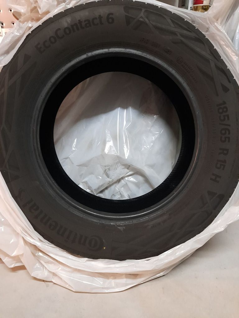 Pneu neuf EcoContact 6 - 185/65 R15 100 Couthenans (70)