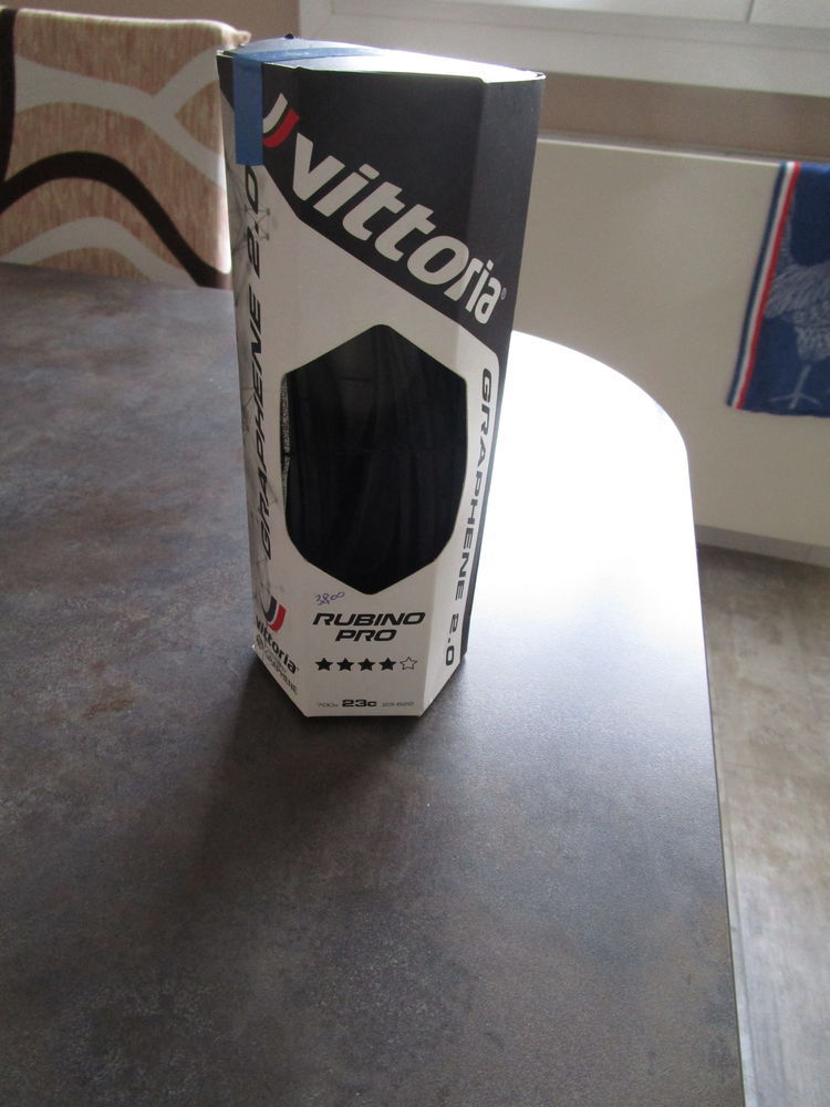 pneu v�lo 20 Dampierre-sur-le-Doubs (25)