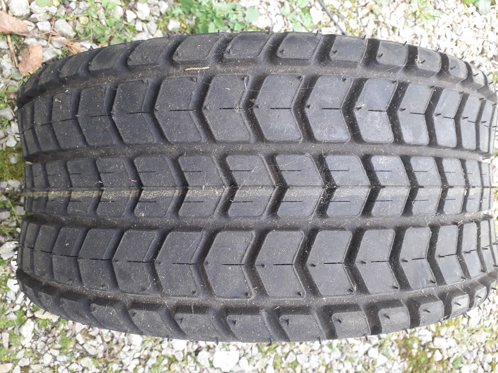 2 pneus autoport�e pro 0 Tourlaville (50)