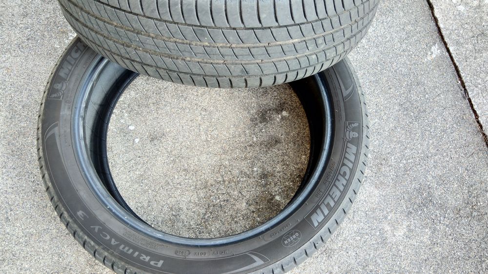 pneus occasion pour voiture SCENIC IV ET AUTRE VOITURE 80 Pont-du-Ch�teau (63)