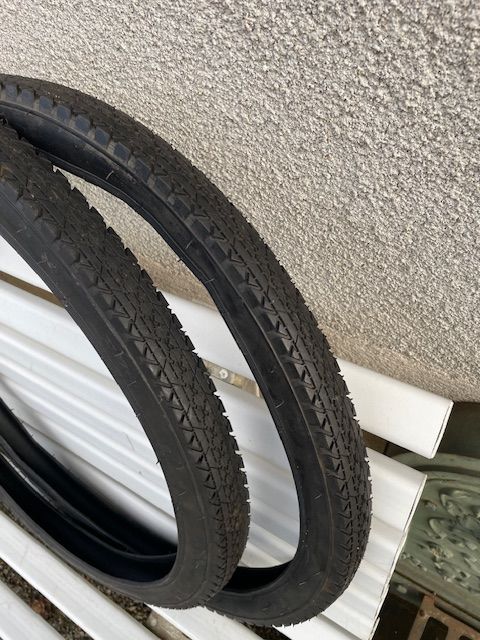 2 pneus 54-571 30 Chaptelat (87)