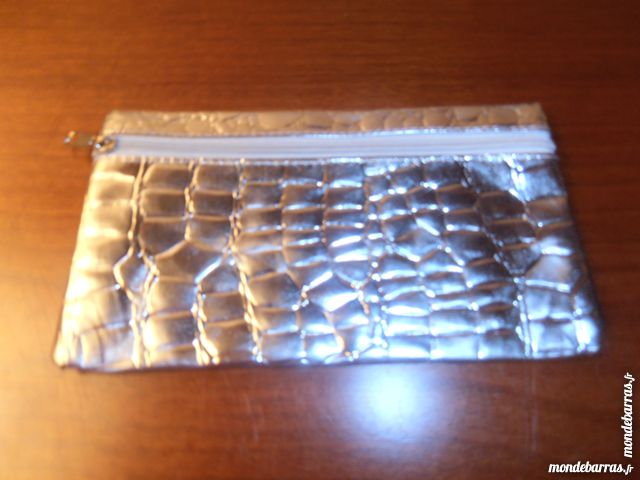 Pochette argent�e (70) 1 Tours (37)