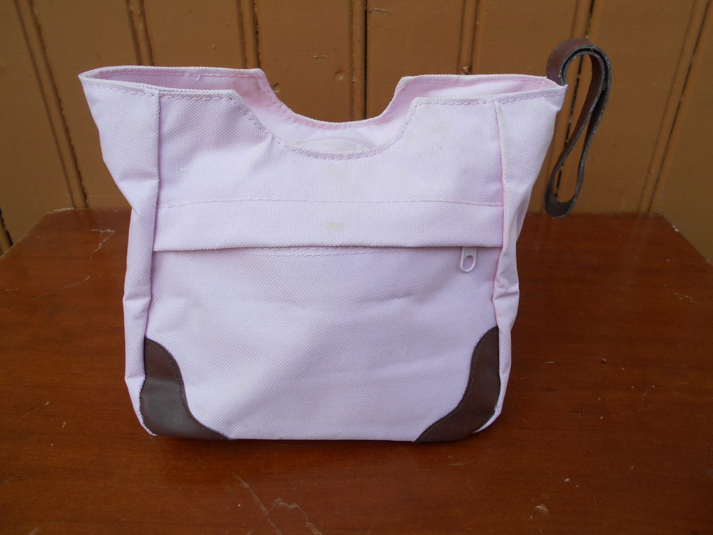 Sac/Pochette femme   LDA-DPR   6 Dammarie-les-Lys (77)