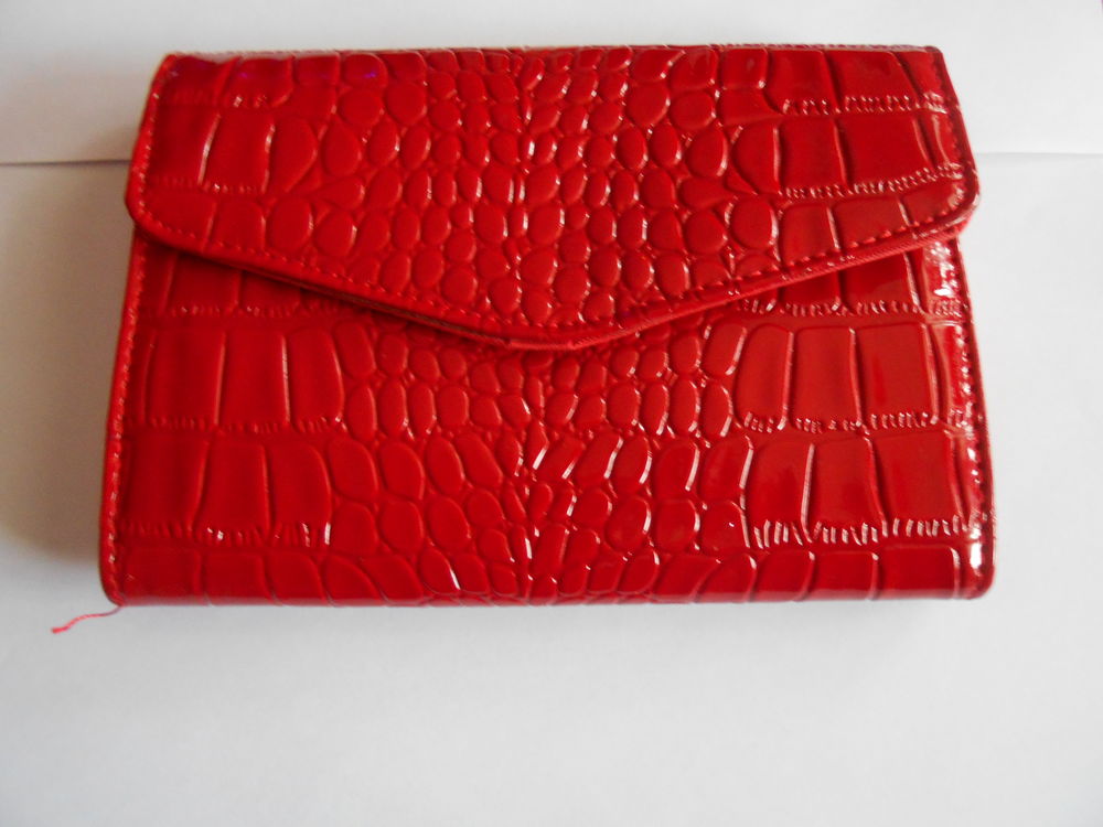 POCHETTE FEMME 15 Chevigny-Saint-Sauveur (21)