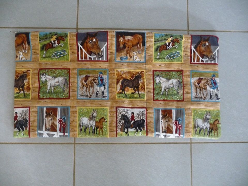 Pochette housse matelass�e pour ordinateur et tablette 25 Celles-sur-Belle (79)