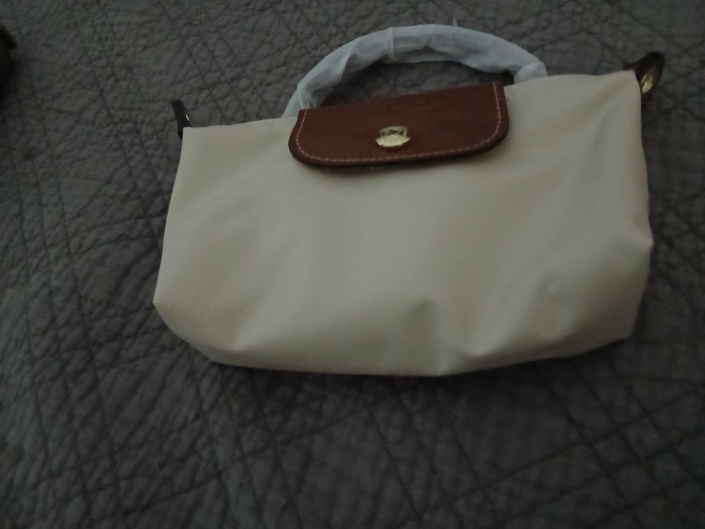 Pochette  sac lomgchant 60 Hy�res (83)