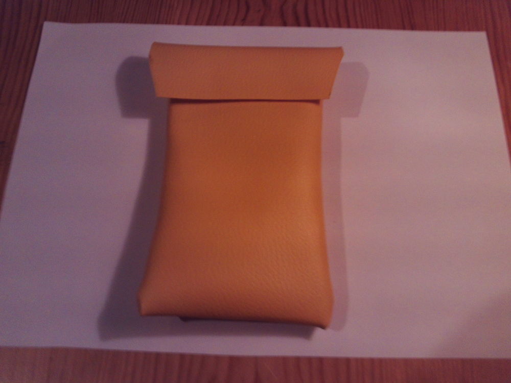 Pochette smartphone 18 Bourges (18)