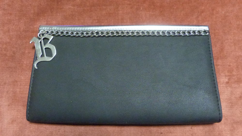 pochette-sac-de-soiree-noire, PACO RABANNE parfums. Neuve!!! 9 �cuisses (71)