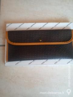 POCHETTE TR�S FINE TED LAPIDUS 7 Saint-Martin-au-La�rt (62)