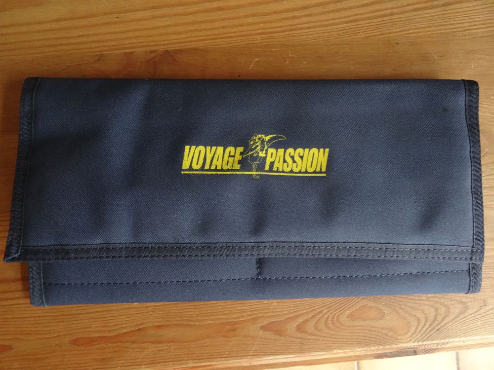 pochette de voyage 4 Merville (59)