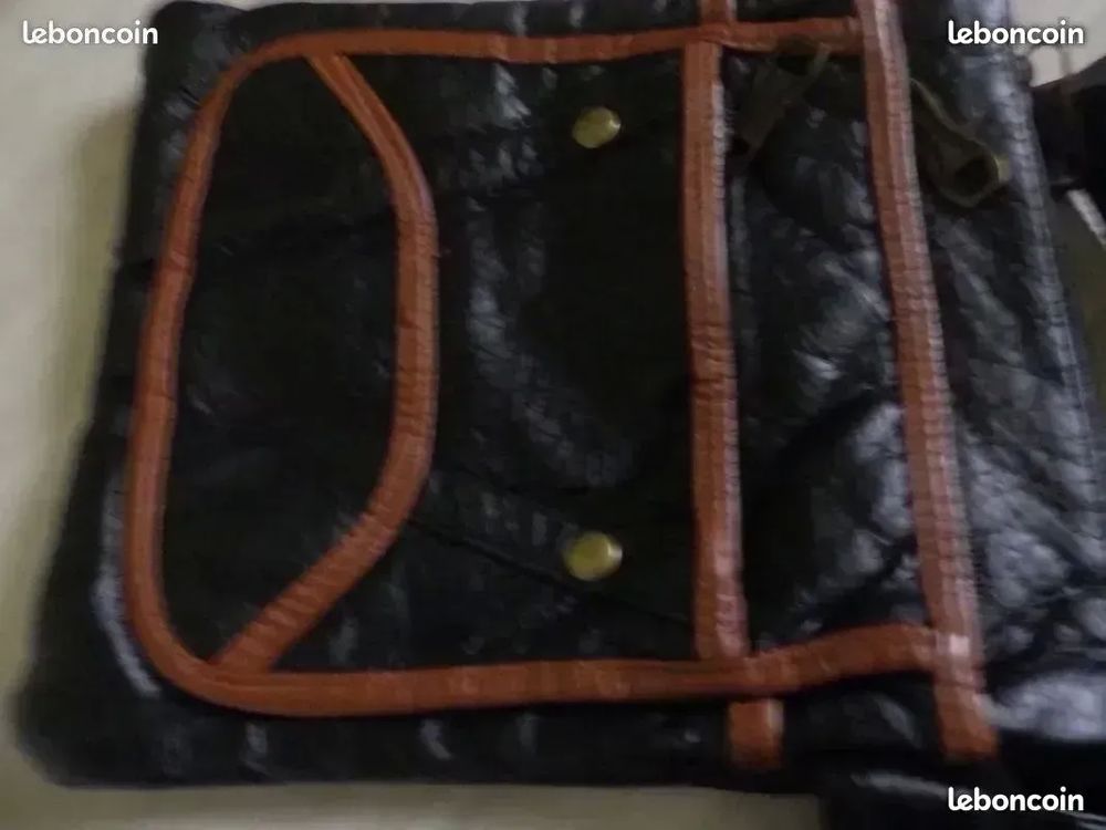 Pochette 7 Champagnole (39)