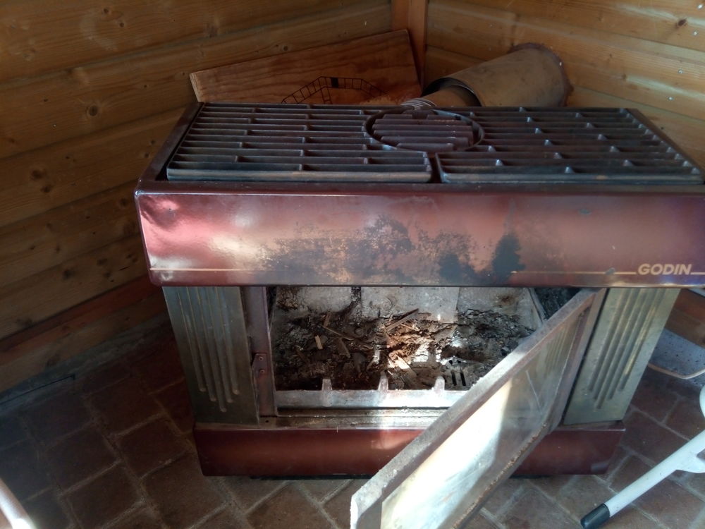 po�le � bois Godin 300 Pont-de-Salars (12)