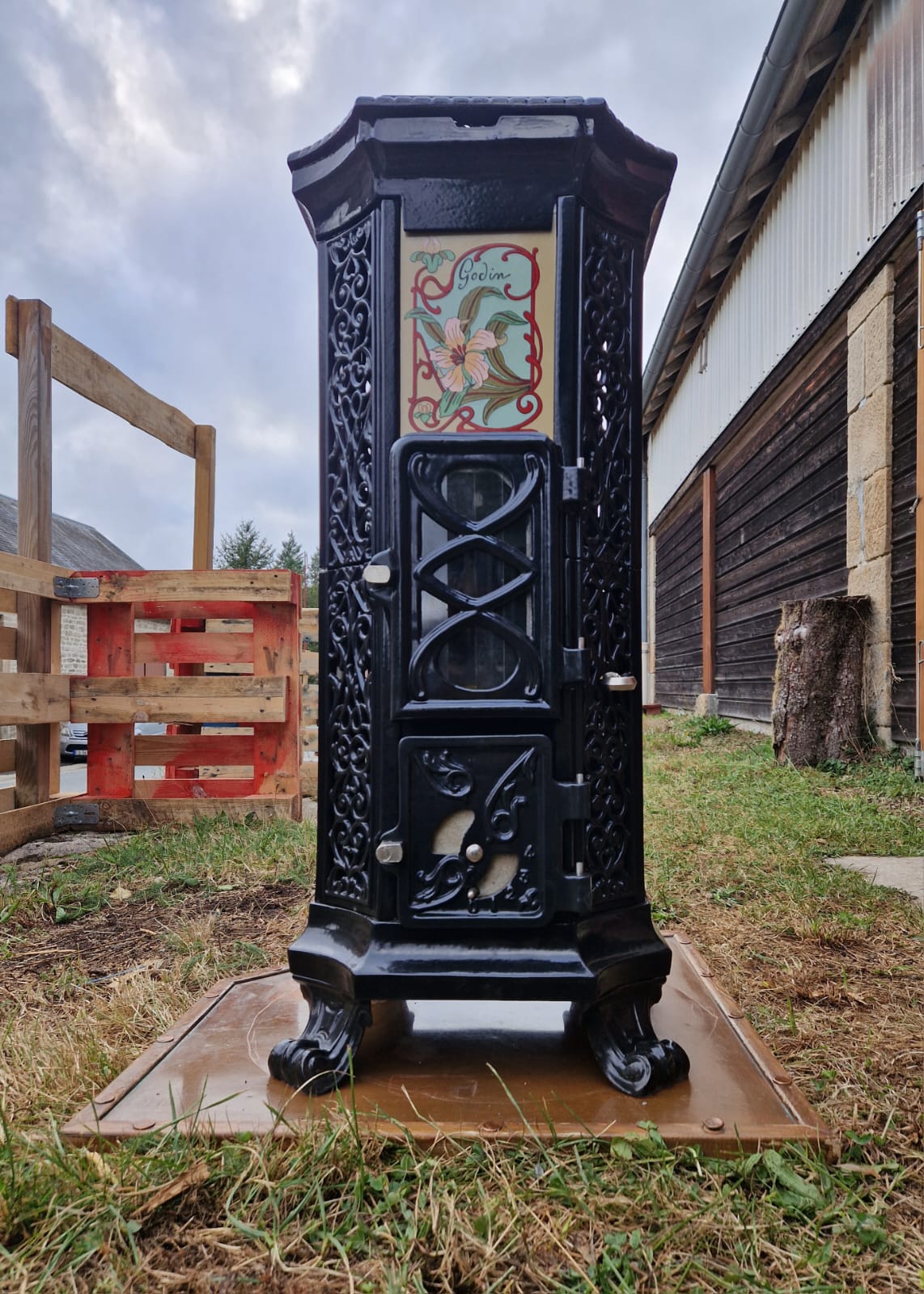 Po�le � bois Godin  Belle �poque  1270 Saint-Pierre-Bellevue (23)