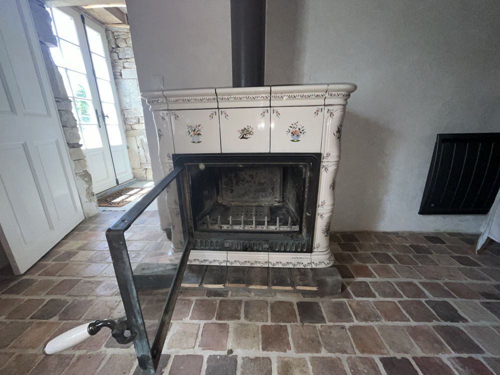 POELE A BOIS GODIN FAIENCE LAITONNE 0 Goupilli�res (14)