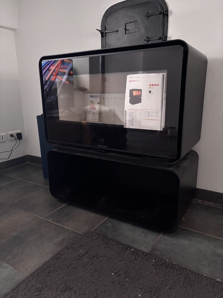 Po�le � bois jamais install� 1500 Besan�on (25)