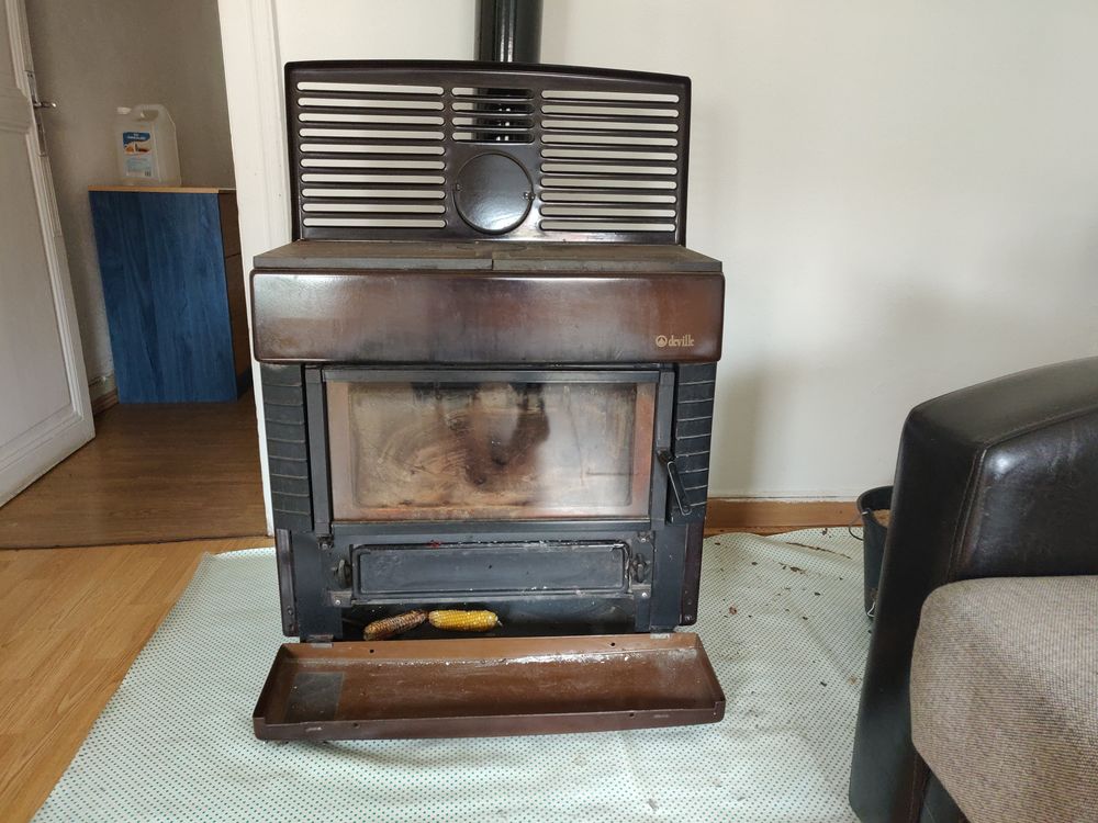 Po�le � bois marque Deauville 250 Haguenau (67)