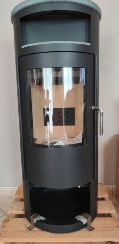 Po�le � bois neuf sur palette 1500 Gron (89)