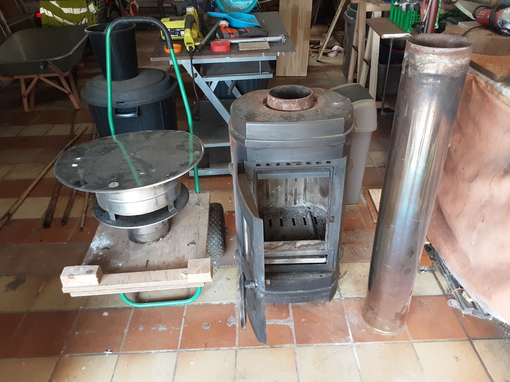 Po�le � bois pour b�ches de 25 cm 150 La Montagne (44)