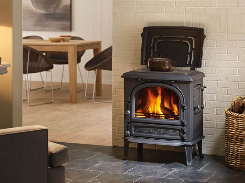 poele a bois en tr�s bon �tat de marque SAEY 350 Avernes (95)