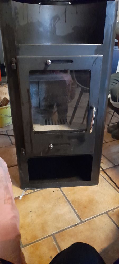 Po�le � bois 500 Salers (15)