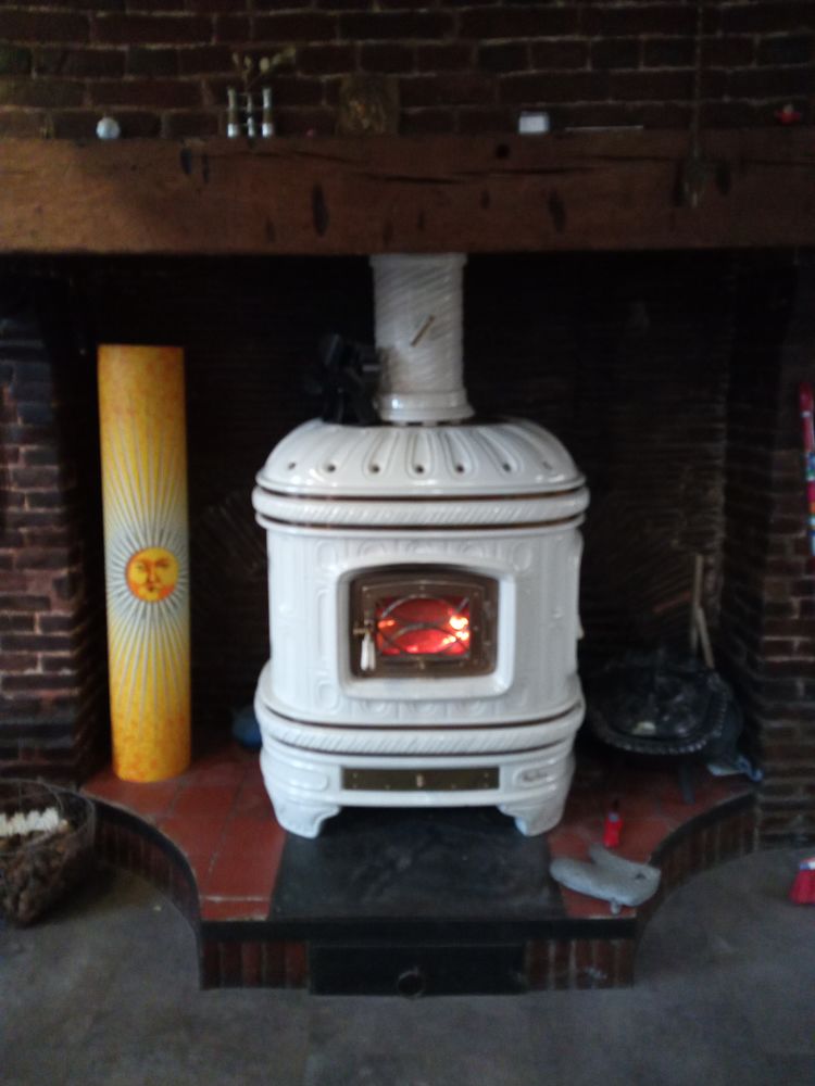 Po�le � bois 5500 Le Thuit-Signol (27)