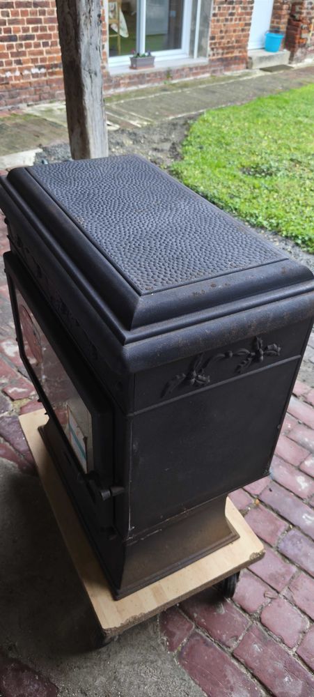 po�le �  bois 490 La Neuville-Roy (60)