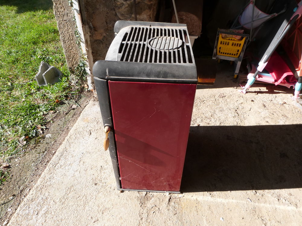 po�le � bois 180 Gouville-sur-Mer (50)