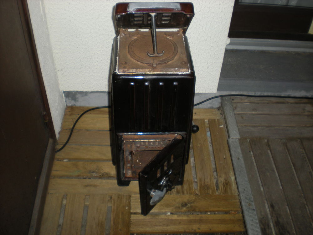 poele c�ramique chauffage 300 Parentis-en-Born (40)