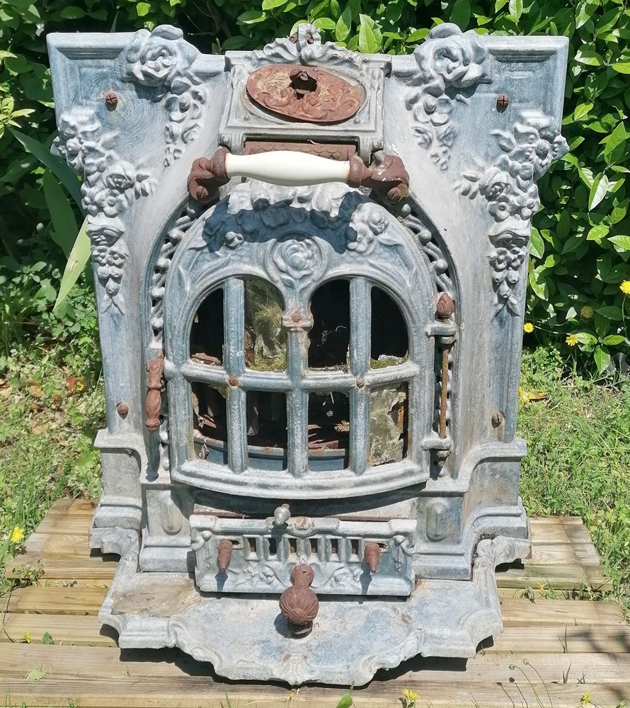 Po�le � charbon en fonte �maill�e Style salamandre 0 Ch�tellerault (86)