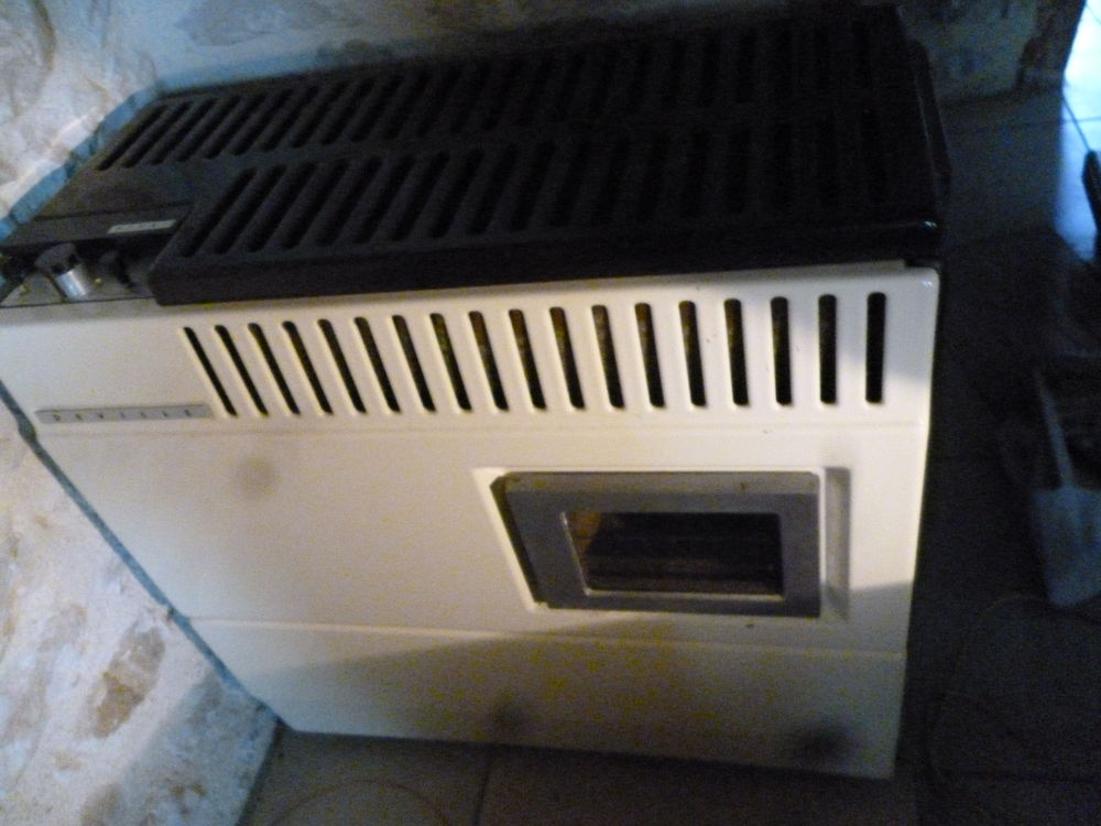 Po�le � fioul 80 La Feuillade (19)