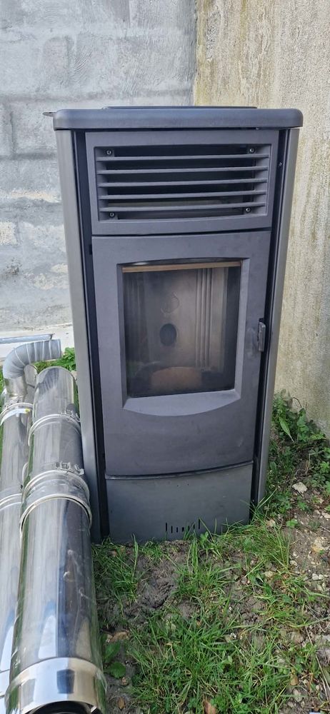 Po�le � granul�s SUPERIOR (Piazzetta) 6kW + Tubage inox 150 Draveil (91)